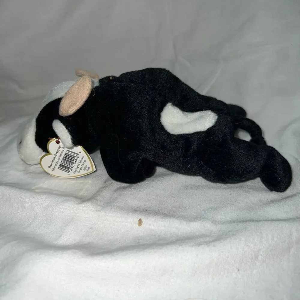 TY Original Beanie Baby “Daisy” Style 4006 1994